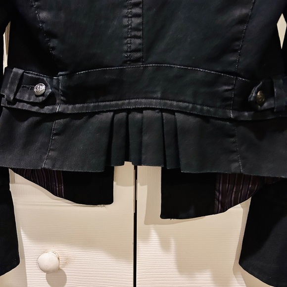 PRICED to GO- FREE PEOPLE Military-Style one button missing/ still stylish - Picture 9 of 13